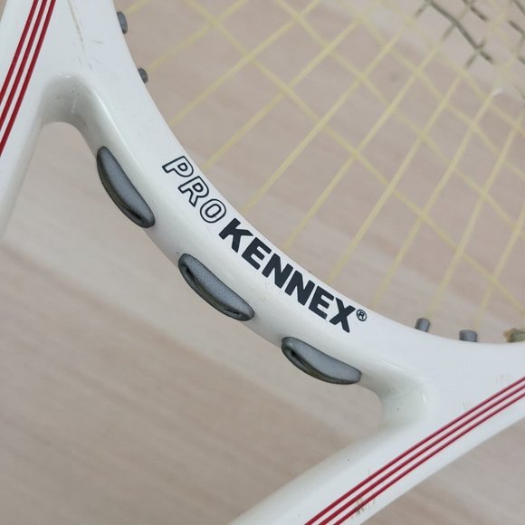 PRO KENNEX Ceramic Pro 90 (4 3/8" Grip) Good Condition - Picture 11 of 16